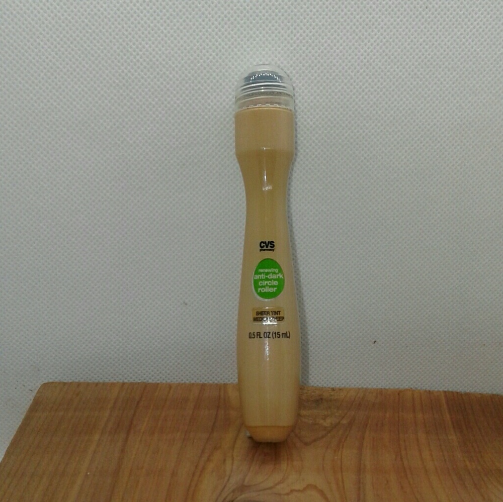 Anti dark circle roller